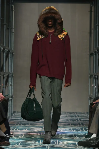 Look 41